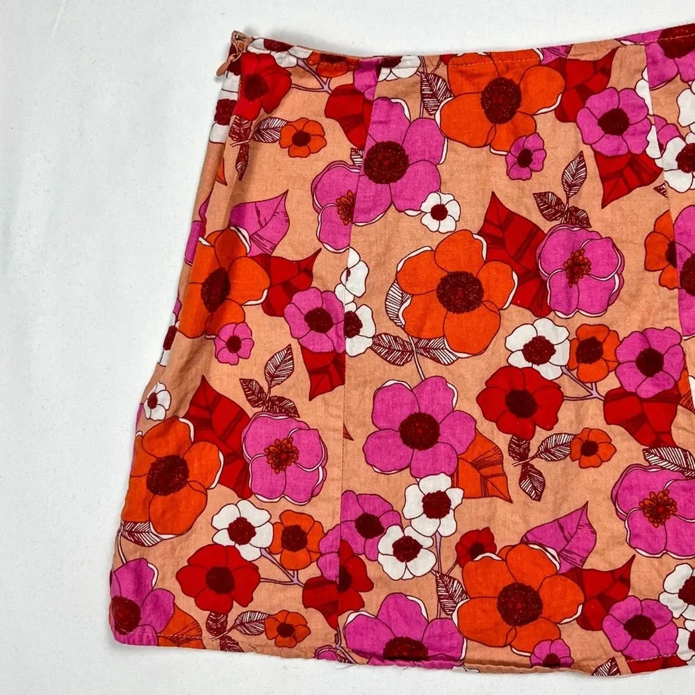 Urban Outfitters Floral Mini Skirt‎